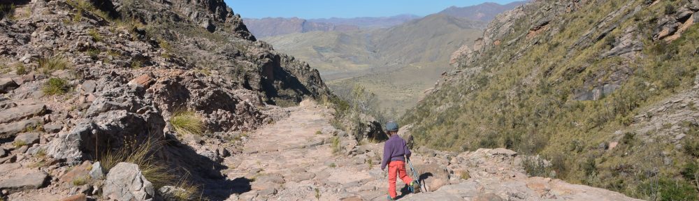 Un arc en ciel en Chemin